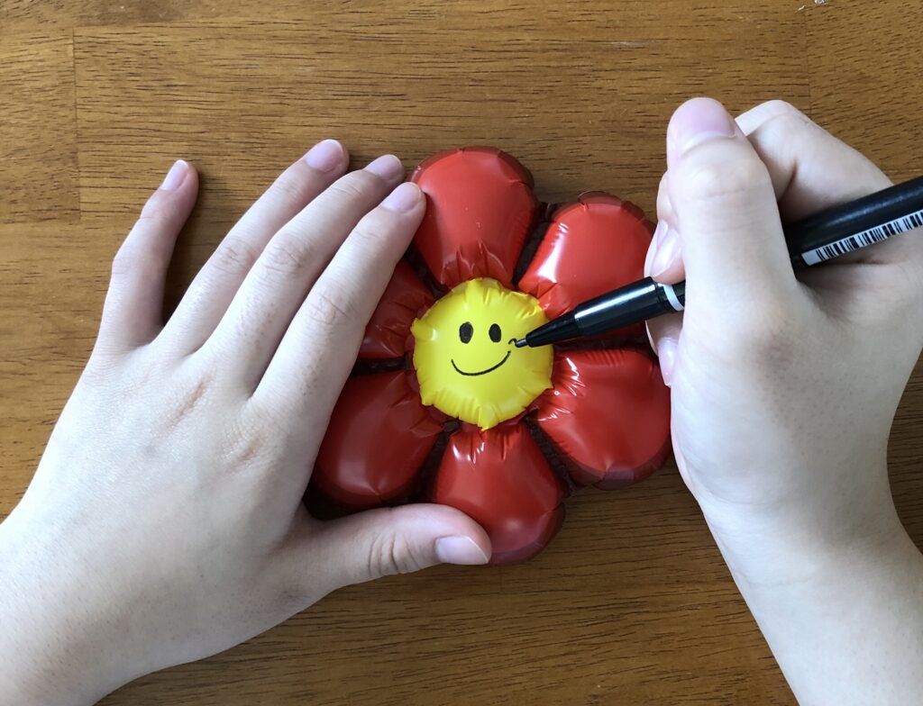 画像に alt 属性が指定されていません。ファイル名: smile-balloon-flower2-1024x784.jpg